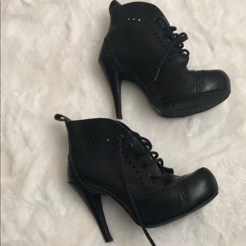 Pedro Garcia Leather ankle boots